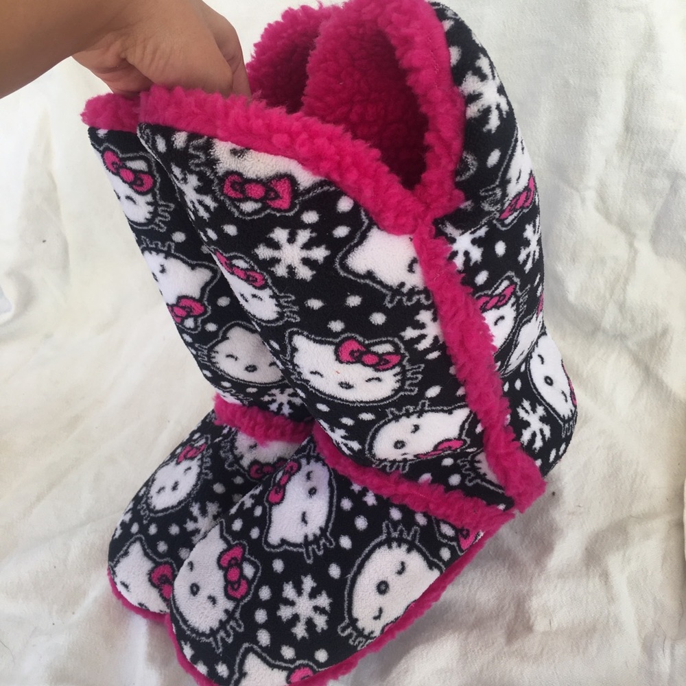 hello kitty boots